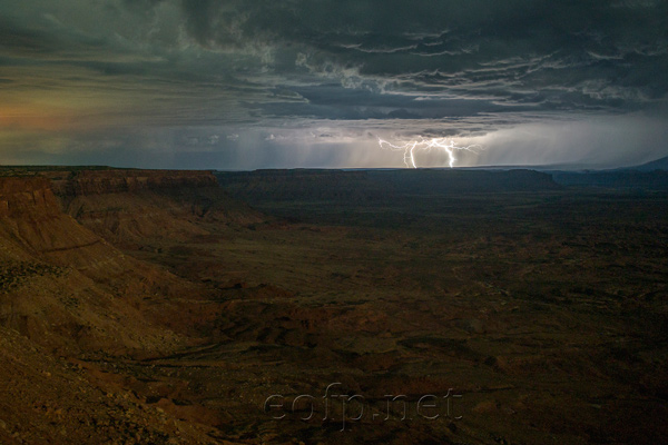 Needles Overlook