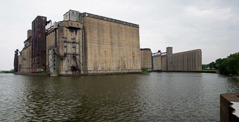 Buffalo Grain Silos and South Lakeshore