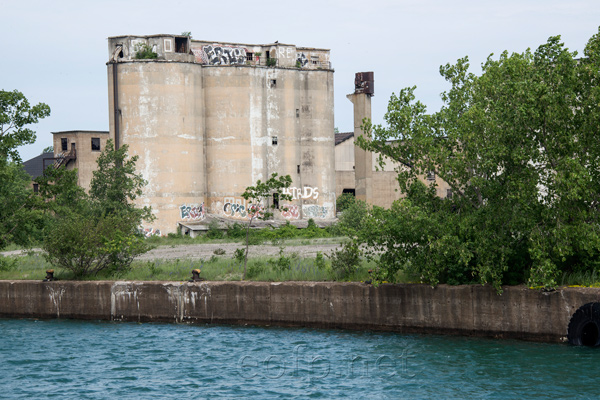 Buffalo Grain Silos and South Lakeshore